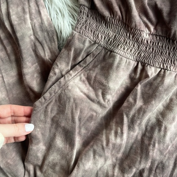 aerie jogger jumpsuit - Picture 2 of 5